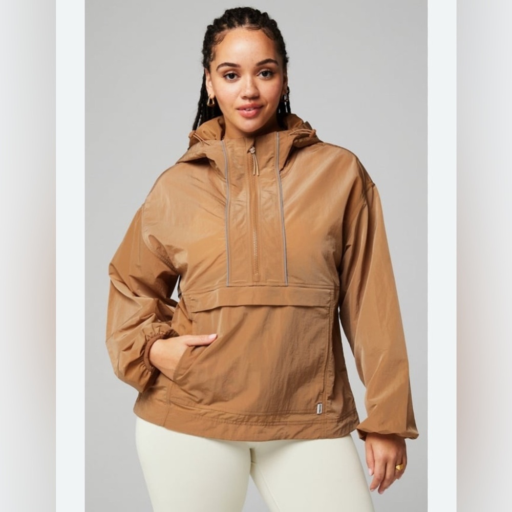 Fabletics Hiking Jacket With hood Women's Size Large QUICKSAND